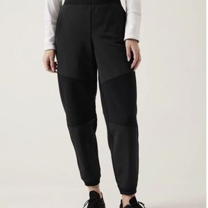 NWT Athleta Women’s Get Set Hybrid Jogger Color Black Size Medium